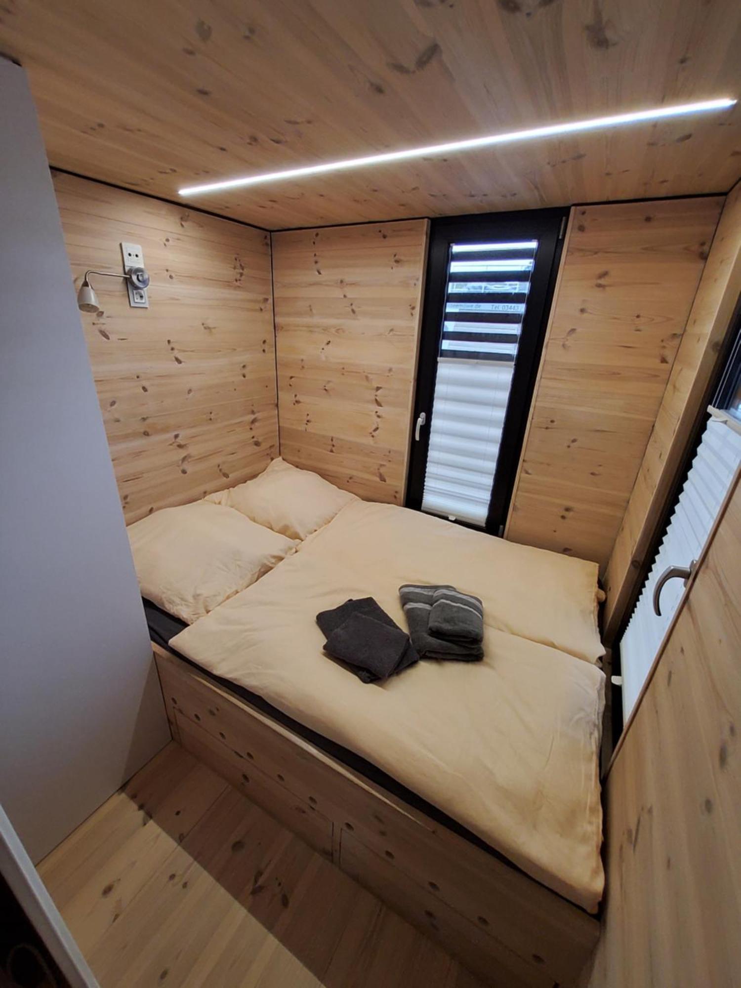 Hotel Hausboot Geiselruh à Braunsbedra Extérieur photo